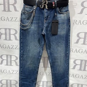 Стильные джинсы больших размеров из новой коллекции