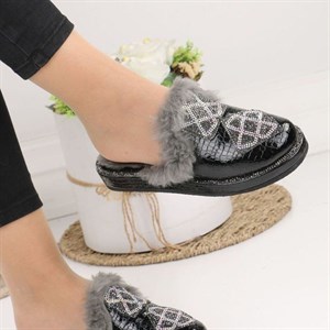 ЛИСТАЕМ ДЕВОЧКИ