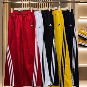 Трендовые baggy wide-leg брюки oversize — комфорт и стиль на каждый день