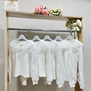 В наличии блузки  Размеры 36 38 40 42 44 Ткань лапша