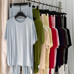 KAPSULA_BRAND — стильная одежда в наличии на рынке Дордой, 1300 сом