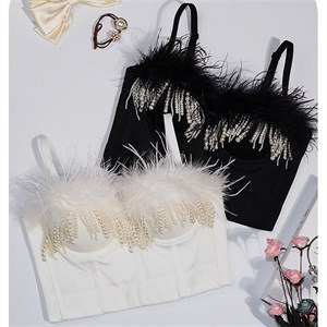 В наличии S M