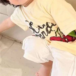 В наличии футболка уни 1500сом  