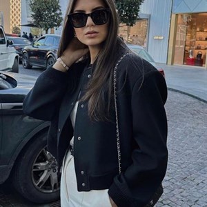 Бомберы в черном и белом цвете в наличии Стоимость