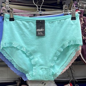 Кыргызстан Бишкек Рынок Кербен Дордой Нижнее белье