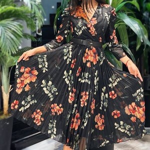 Посмотрите пожалуйста на это очень красивое и роскошное