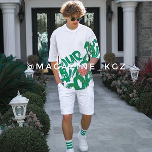 Здравствуйте Вы можете заказать у нас уличную одежду