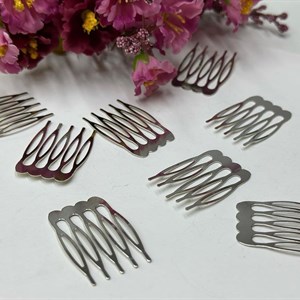 Для преображения прически используются разнообразные