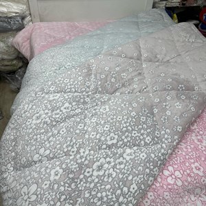 Одеяла с микрофиброй мягкие и упругие они превосходно