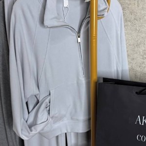 KAPSULA BRAND — магазин одежды на рынке Дордой