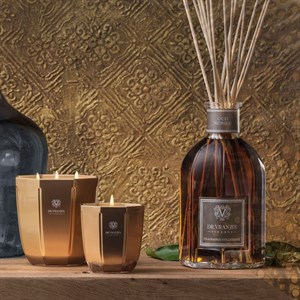 Oud Nobile инкапсулирует путешествие между Востоком