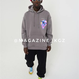 Здравствуйте Вы можете заказать у нас уличную одежду