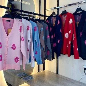 KAPSULA_BRAND — женская одежда на рынке Дордой