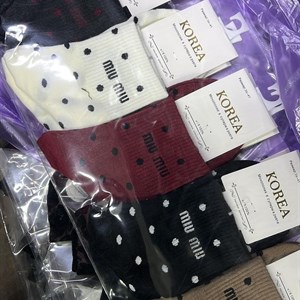 Качественные носки и лосины оптом | Доставка по всему миру