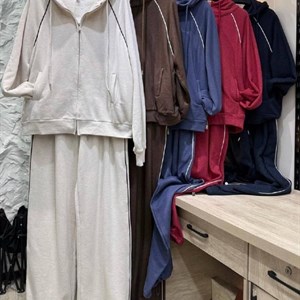 Женская одежда KAPSULA BRAND, размеры M и L — 3000 сом
