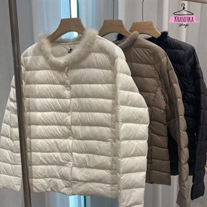 Дорогие девочки получили красивые стильные курточки