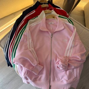 Женская одежда KAPSULA BRAND — офлайн-магазины на рынке Дордой