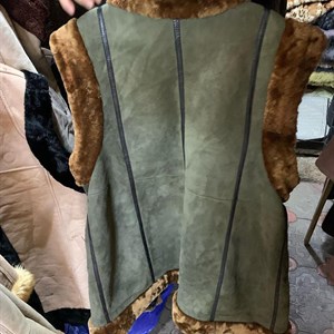 Натуральные ЖИЛЕТКИ ОВЧИНА Доставка бесплатно Теплота