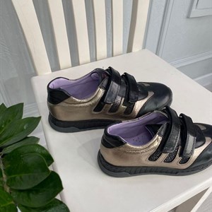 Натуральная кожа с ортопедической стелькой Цена 5000