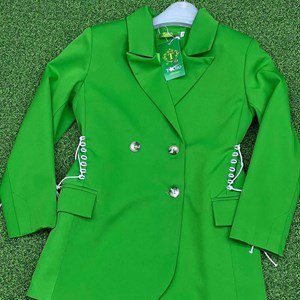 Стильные пиджаки хит сезона Ткань Барби Отличного