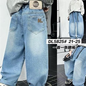 Джинсы весна 2026 - стильные и качественные детские вещи