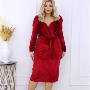 В велюровом платье любая женщина будет чувствовать