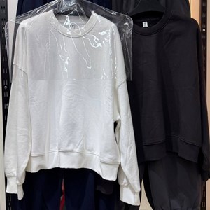 KAPSULA BRAND — женская одежда в Бишкеке, рынок Дордой