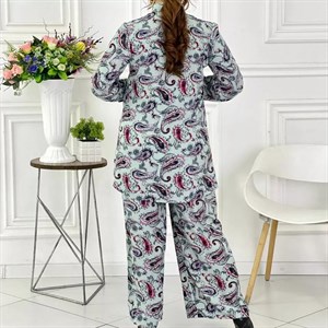   ДВОЙКА   Производство Кыргызстан Размеры 46 48