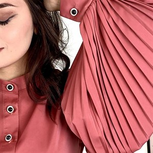 Безумно красиво платье Материал японский шёлк Спущенное