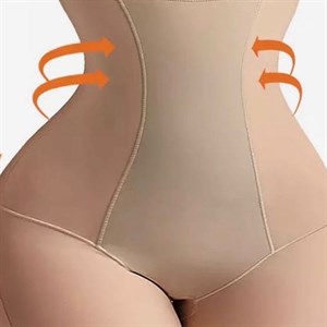 Кыргызстан Бишкек Рынок Кербен Дордой Нижнее белье