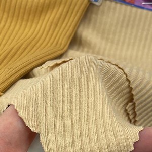 Ткань супрем лапша тонкая летняя на ощупь максимально