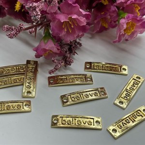 Металлические бирки используют для маркировки сумок