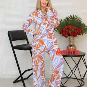 Супер модная и удобная двойка с рабочими пуговицами