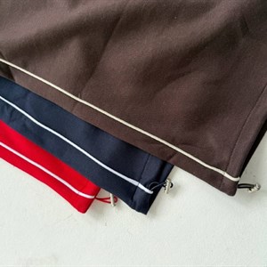 Женская одежда стандарт в 8 цветах — повторная поставка от MONE COLLECTION