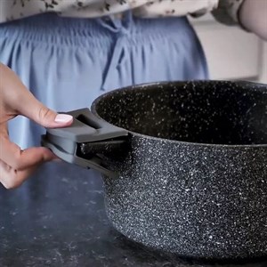 В линейке Granhel Nature Series все посуды идут с