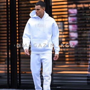 Здравствуйте Вы можете заказать у нас уличную одежду