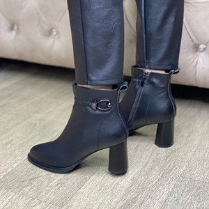 Каблук осенью отдельный вид любви Натуральная кожа