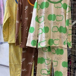 Пижамка 4 7лет 360сом ткань хб качество отличное