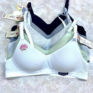 Кыргызстан Бишкек Рынок Кербен Дордой Нижнее белье