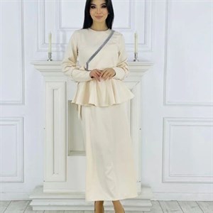 Новинка  Стильное нарядное платье с эффектом тройки