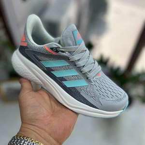 Эксклюзивные кроссовки Цена 4000 50 1999 сом Размеры