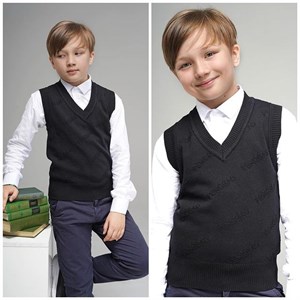 Удобный школьный жилет для мальчика может стать не