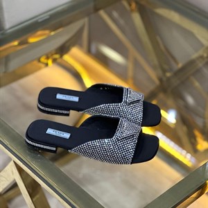 New шлепки В наличии   Качество люкс 1 1 Размеры 35