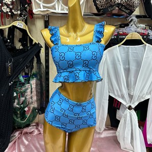 Купальники в ассортименте В упаковке М Л Цена 480с