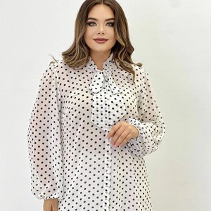 Также вновь начали получать красивые блузы с бантом