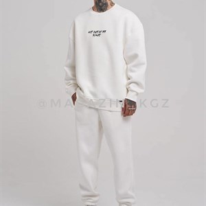 Здравствуйте Вы можете заказать у нас уличную одежду