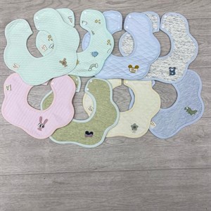         листайте модели слюнявчики код пачки 150