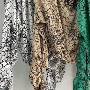 Блузка в 3 цветах 1800 сом А мы напоминаем что уже