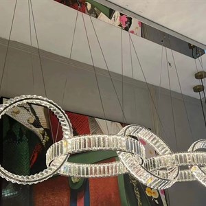 В наличии 5 кольцо хром 19500сом хрусталь размер 160см