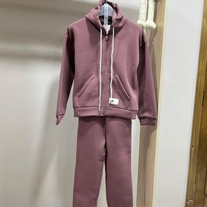 в наличии двойки  Размеры 36 38 40 42 Ткань турецкая